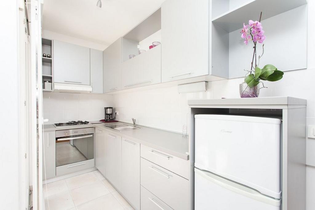 Kuvi Apartments Rovinj Kamer foto