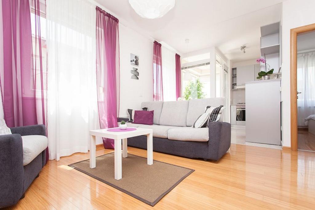 Kuvi Apartments Rovinj Kamer foto